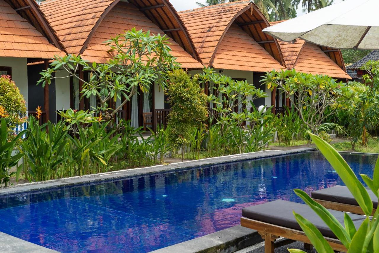 Sindhu Mesari Bungalow Toyapakeh Kültér fotó