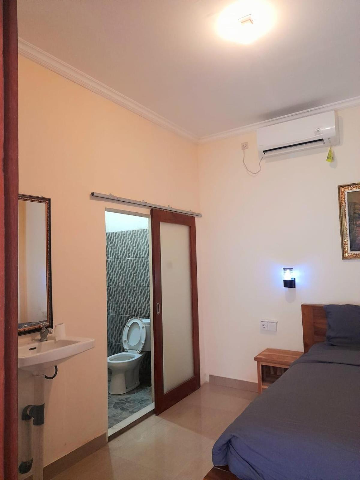 Sindhu Mesari Bungalow Toyapakeh Kültér fotó